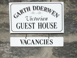 Garth Dderwen Guest House